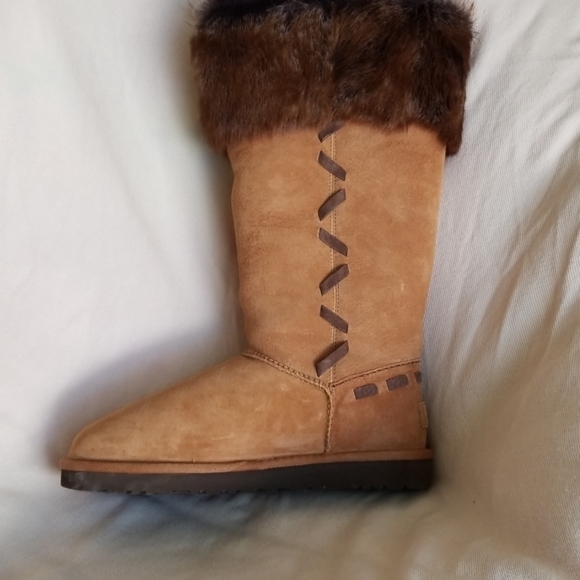 Boot - Picture 4 of 4